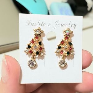 🎄2/$10 Christmas Tree Earrings